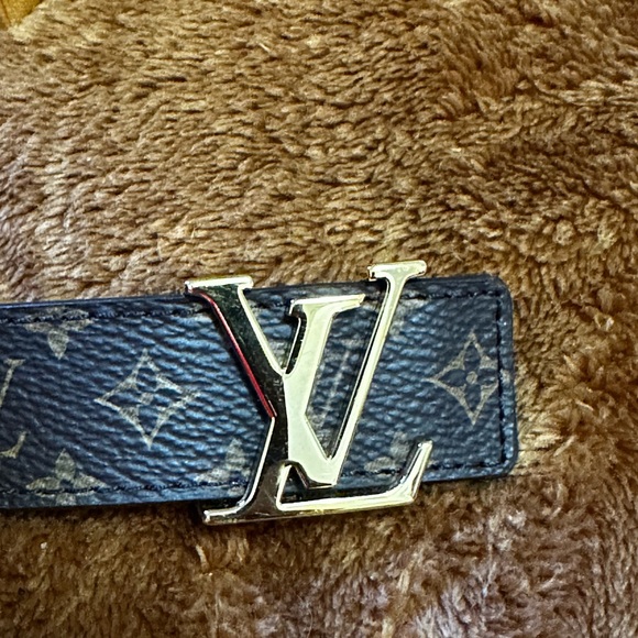 Authentic Louis Vuitton 25mm Monogram Mini Belt| Size 90 CM - Picture 3 of 12